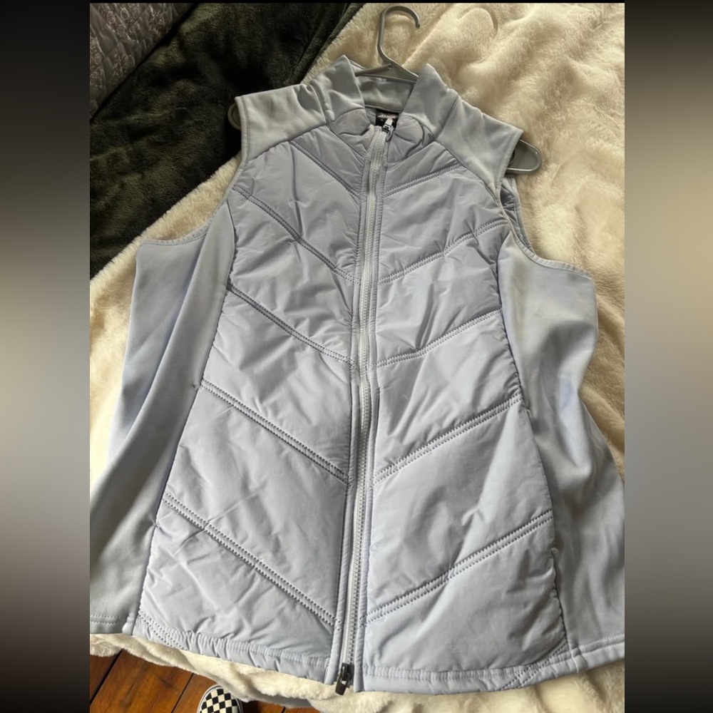 Athletic vest